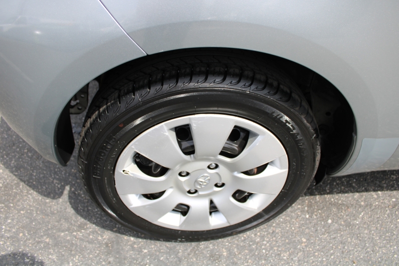 2008 Toyota Yaris photo 17