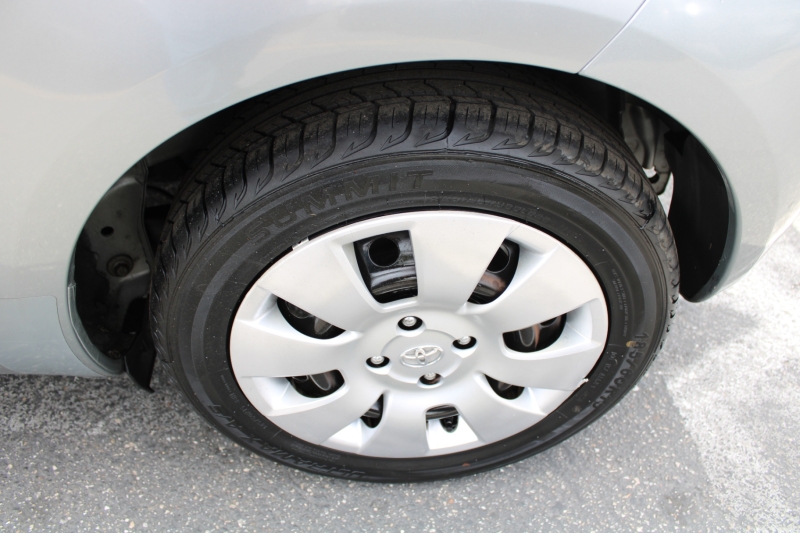 2008 Toyota Yaris photo 15