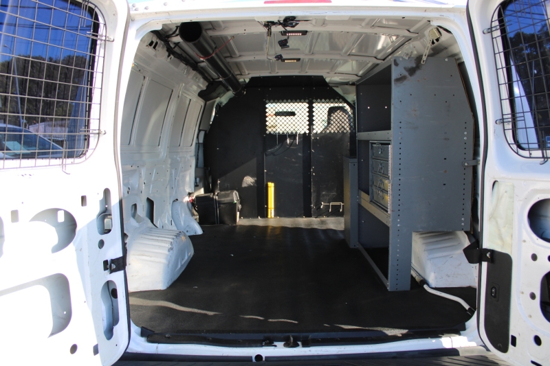 2013 Ford E-150 photo 14