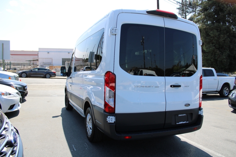 2018 Ford Transit XL photo 4