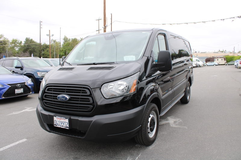 2019 Ford Transit photo 3