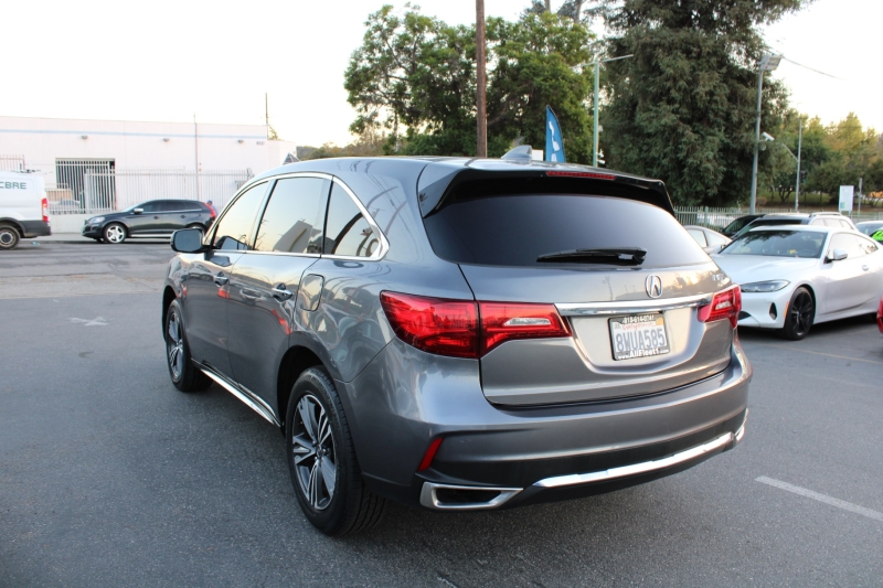 2018 Acura MDX photo 2