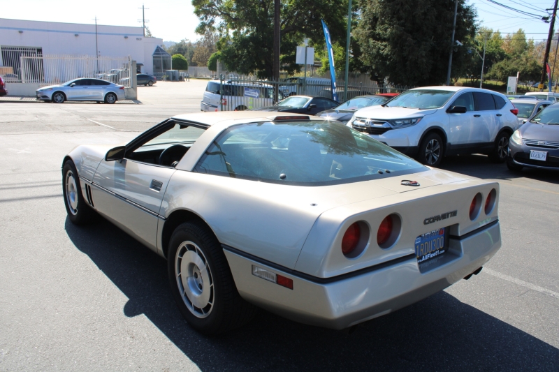1986 Chevrolet Corvette photo 4