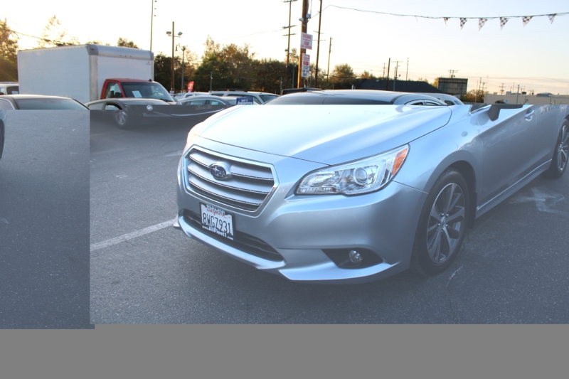 2015 Subaru Legacy 3.6R Limited photo 3