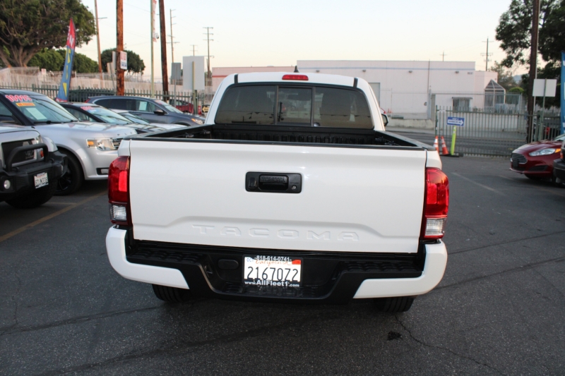 2020 Toyota Tacoma SR photo 4