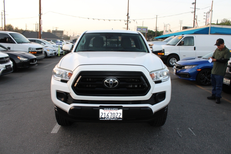 2020 Toyota Tacoma SR photo 3