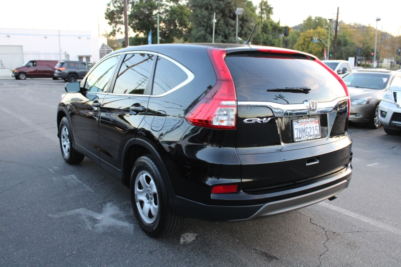 2015 Honda CR-V LX photo 4