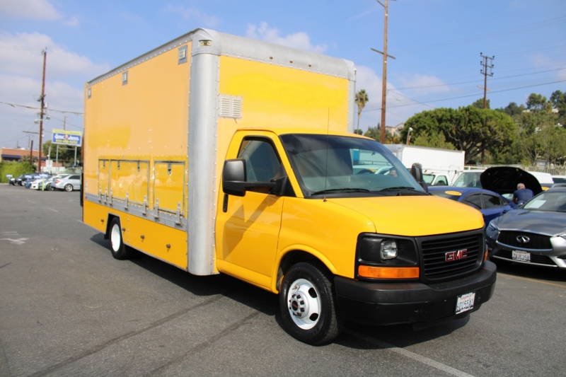 picture of 2015 GMC Savana