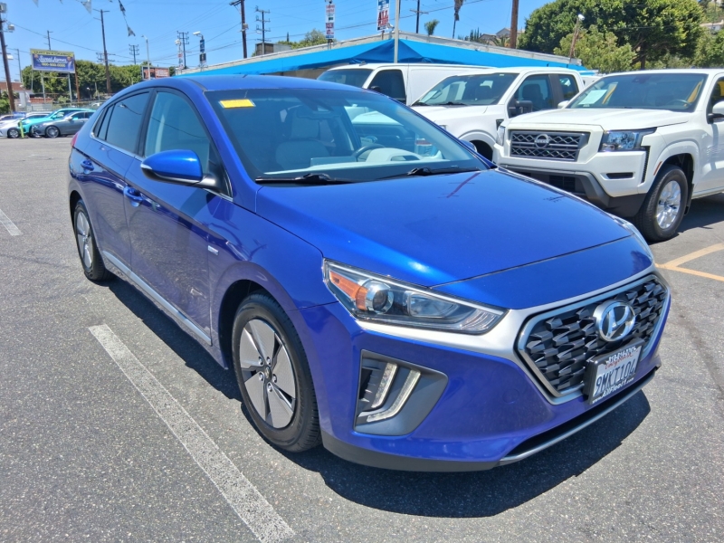 2020 Hyundai IONIQ Hybrid Photo