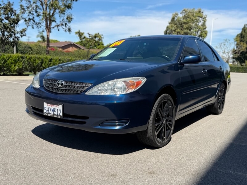 View vehicle photo 3