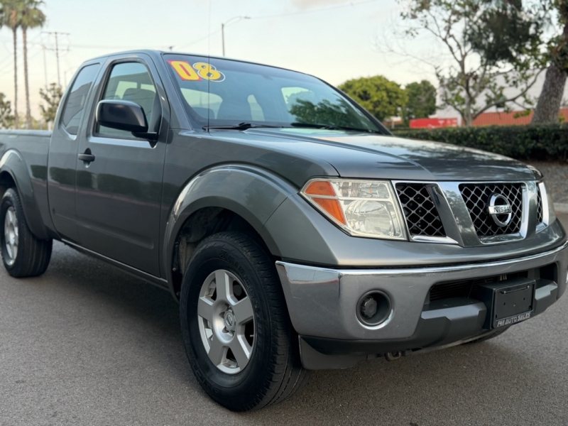 Gray 2008 Nissan Frontier SE King Cab V6 Pickup Truck 4X2 5-Speed Automatic
