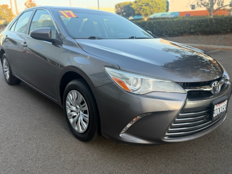 2017 Toyota Camry LE/SE/XLE/XSE