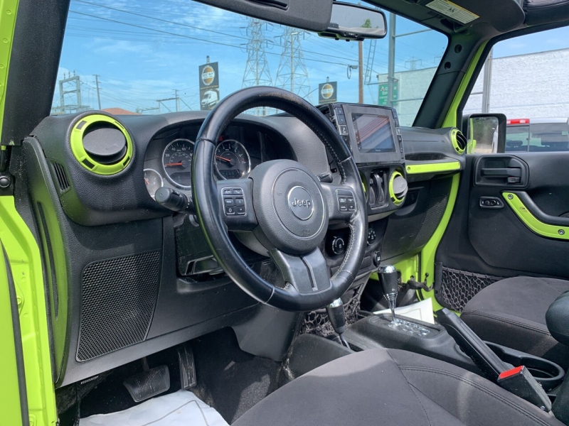 2017 Jeep Wrangler Sport Two-Door photo 13