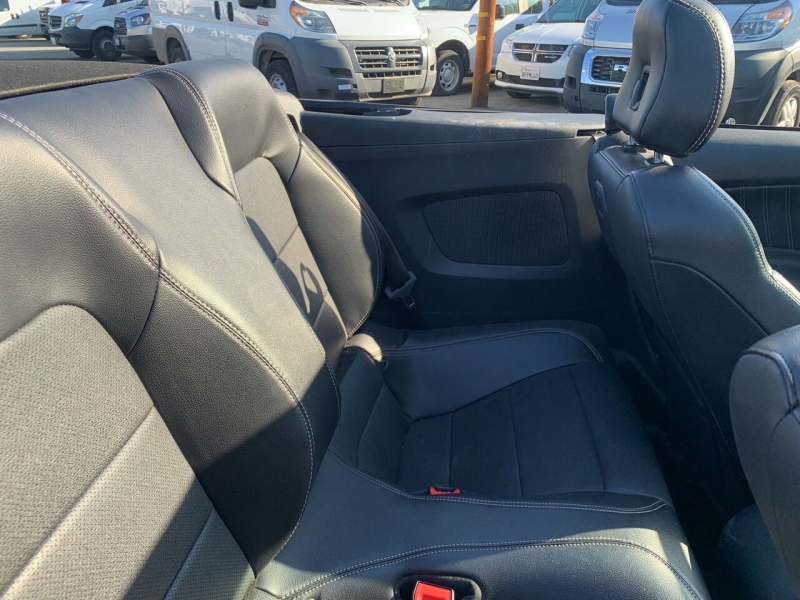 2019 Ford Mustang EcoBoost Premium Convertible photo 13