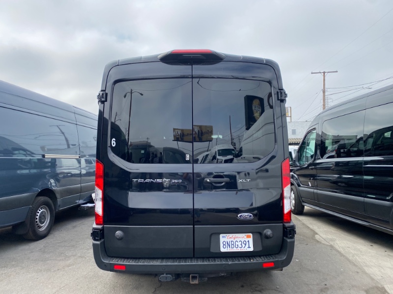 2020 Ford Transit Passenger XLT photo 5