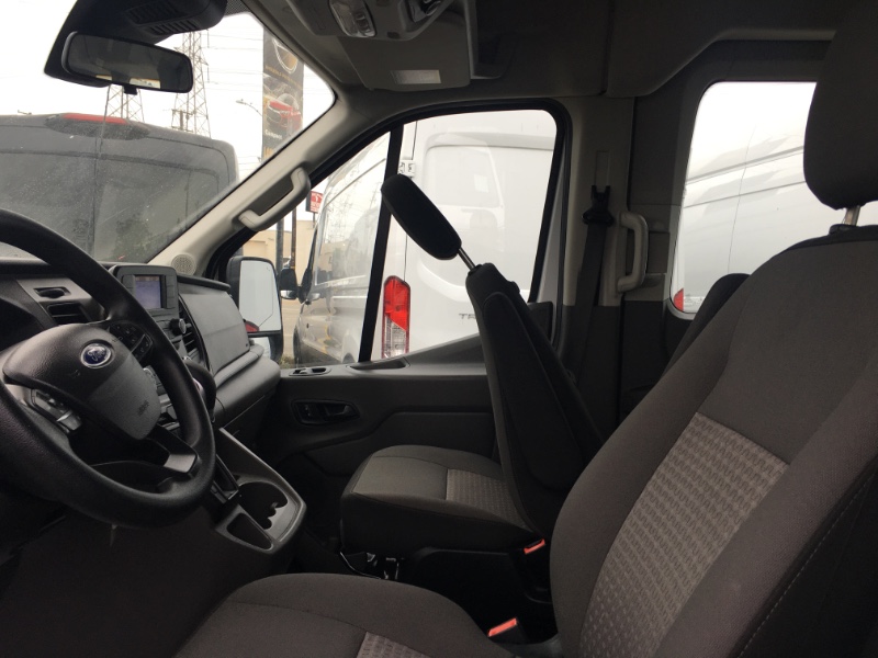 2020 Ford Transit Passenger XLT photo 5