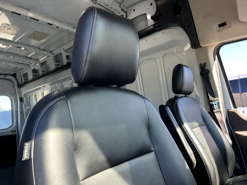 2021 Ford Transit photo 8