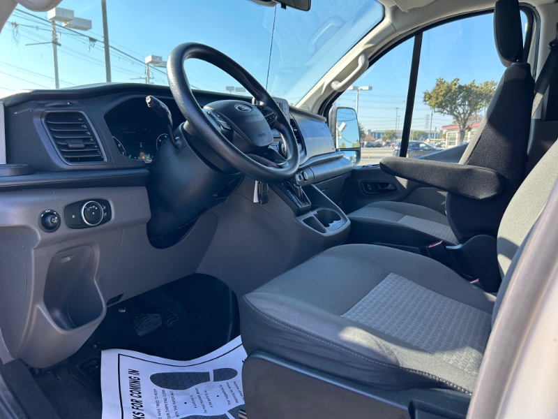 2020 Ford Transit XLT photo 14