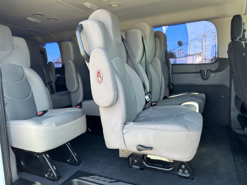 2020 Ford Transit XLT photo 12