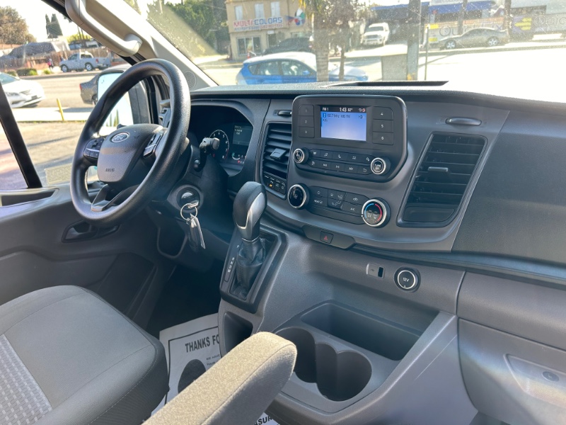 2020 Ford Transit XLT photo 9