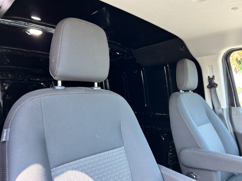 2021 Ford Transit photo 10