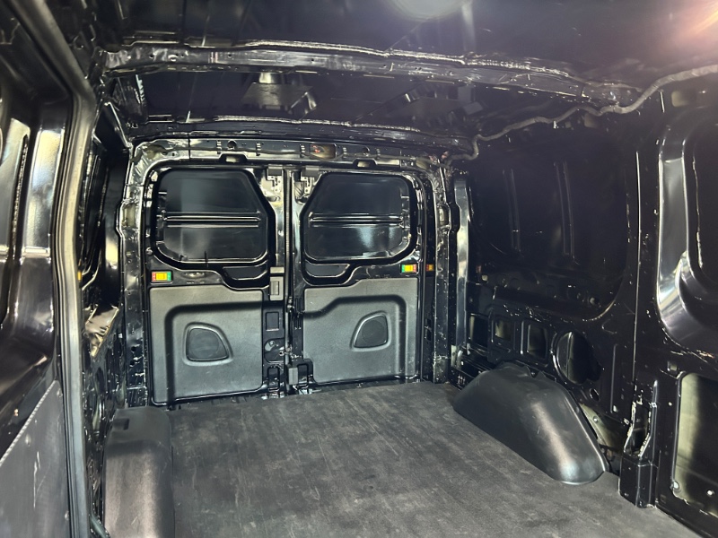 2021 Ford Transit photo 12