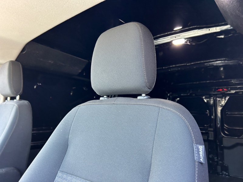 2021 Ford Transit photo 18