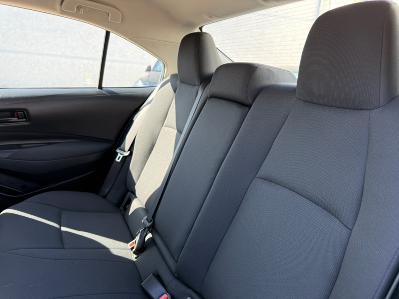 2023 Toyota Corolla LE photo 12