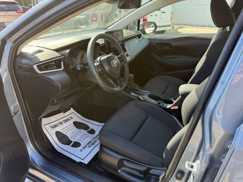 2023 Toyota Corolla LE photo 7