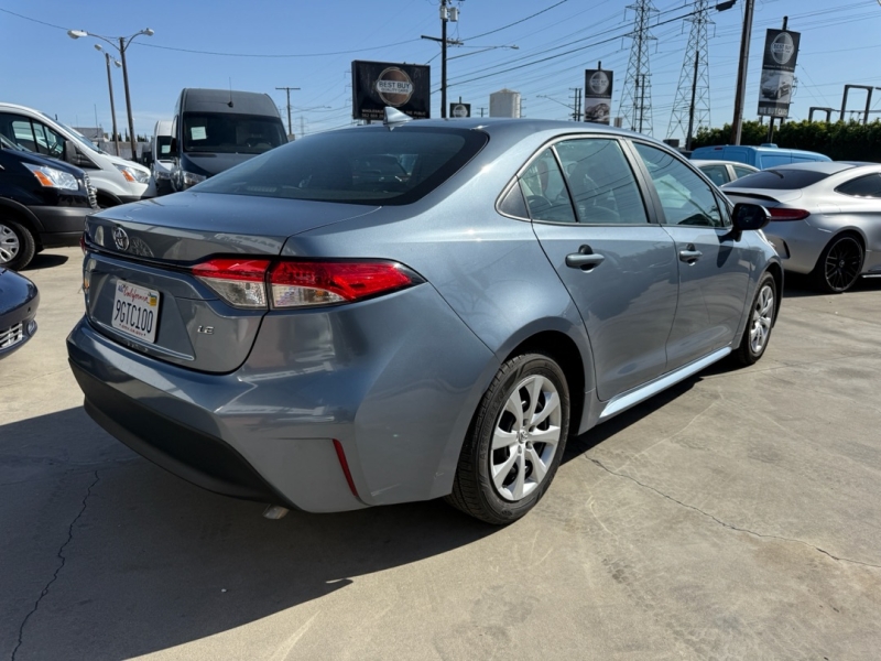 2023 Toyota Corolla LE photo 6