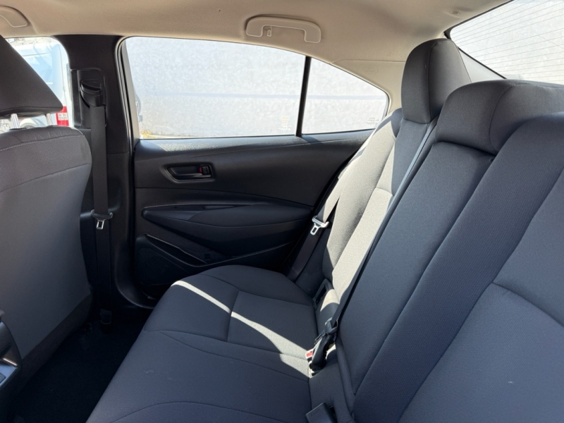 2023 Toyota Corolla LE photo 11