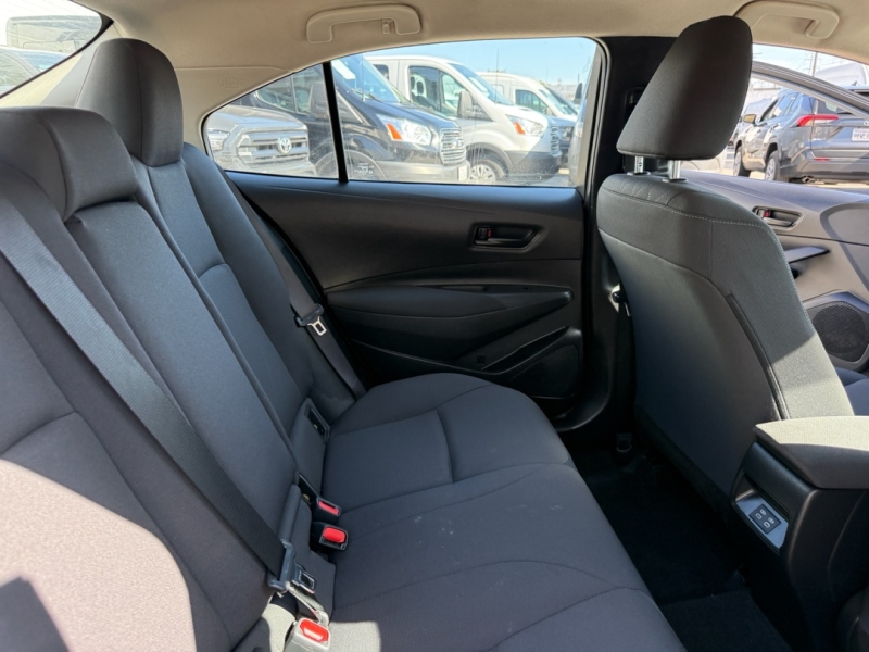 2023 Toyota Corolla LE photo 14