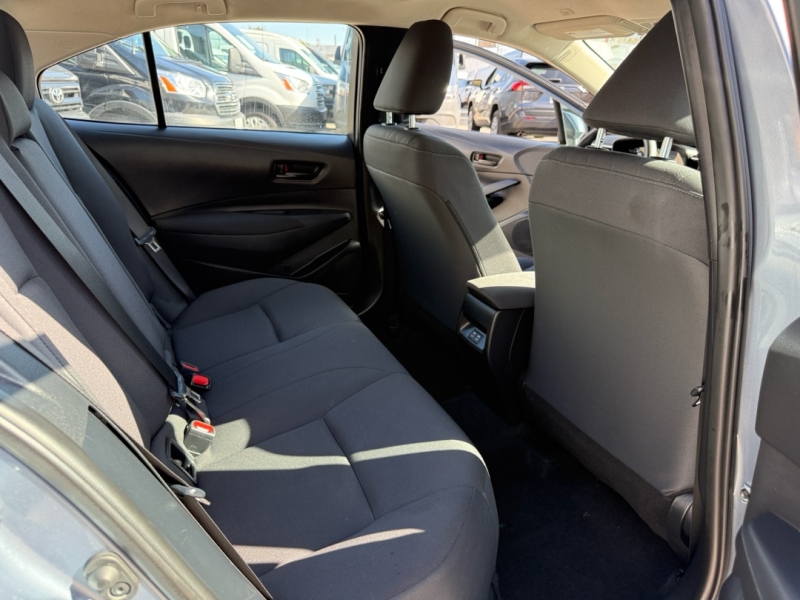 2023 Toyota Corolla LE photo 13