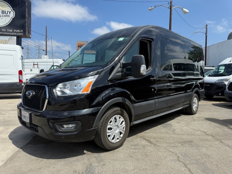 2022 Ford Transit XLT photo 3