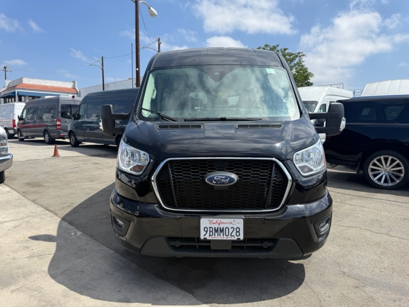 2022 Ford Transit XLT photo 2