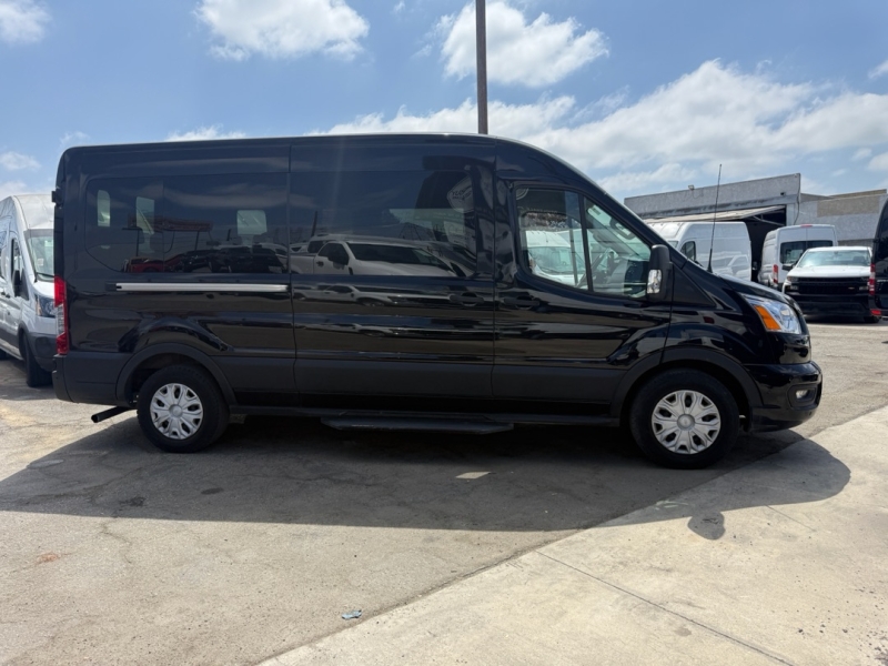 2022 Ford Transit XLT photo 7