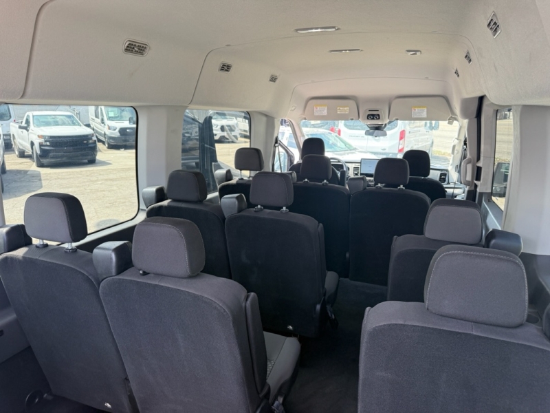 2022 Ford Transit XLT photo 13