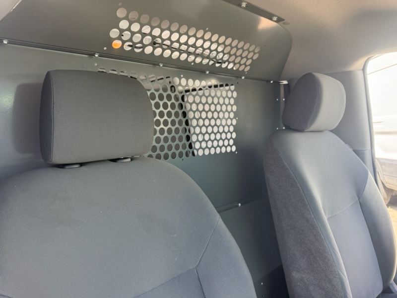 2021 Nissan NV200 SV photo 12