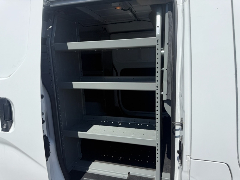 2021 Nissan NV200 SV photo 10