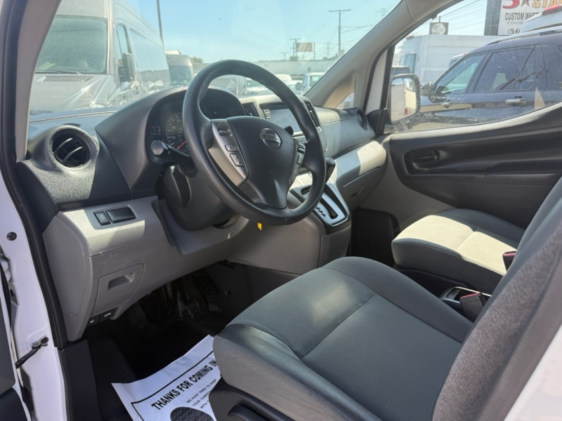 2021 Nissan NV200 SV photo 6