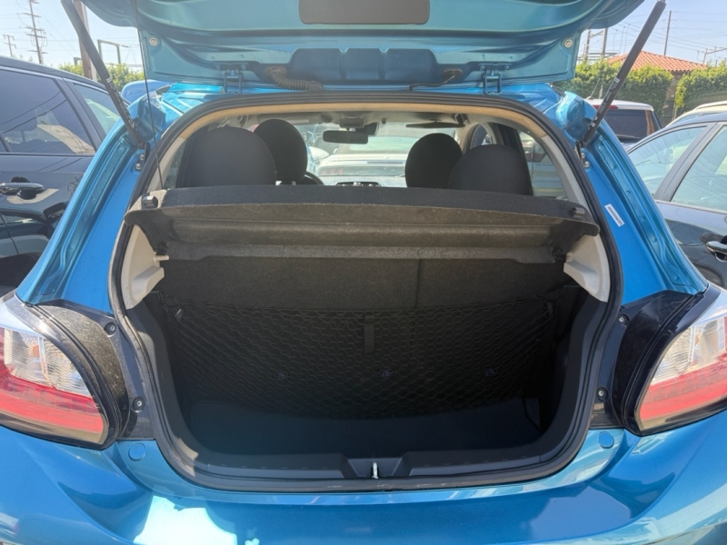2021 Mitsubishi Mirage ES photo 12