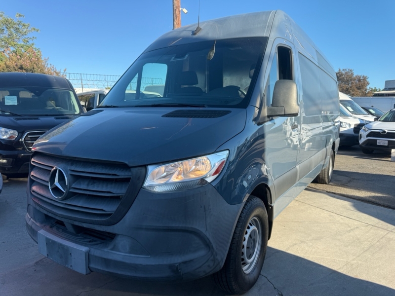 2019 Mercedes Benz Sprinter 2500 photo 3