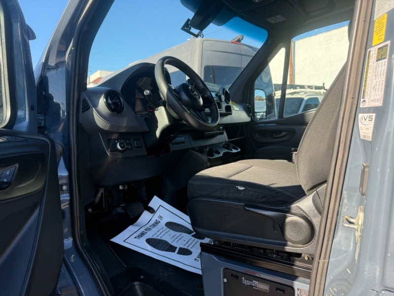 2019 Mercedes Benz Sprinter 2500 photo 6