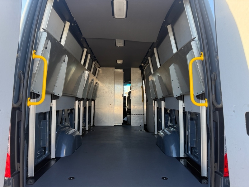 2019 Mercedes Benz Sprinter 2500 photo 8