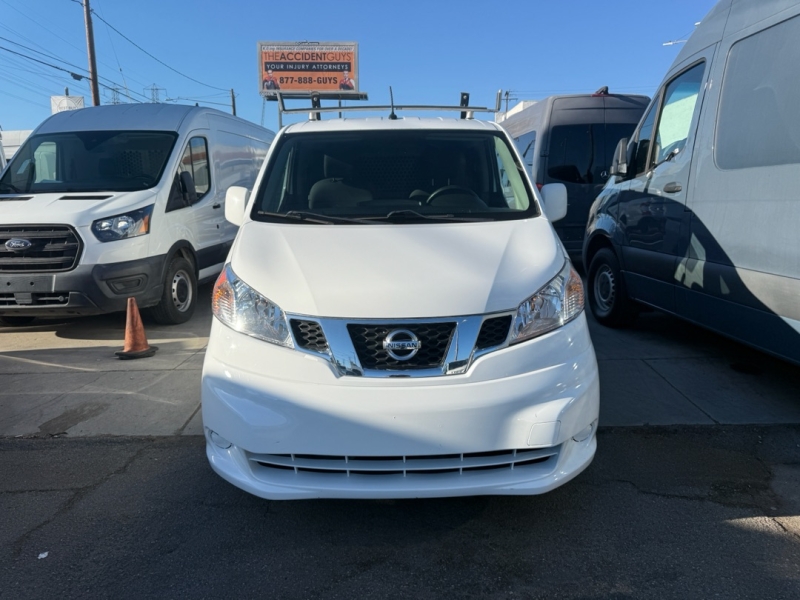 2020 Nissan NV200 S photo 2