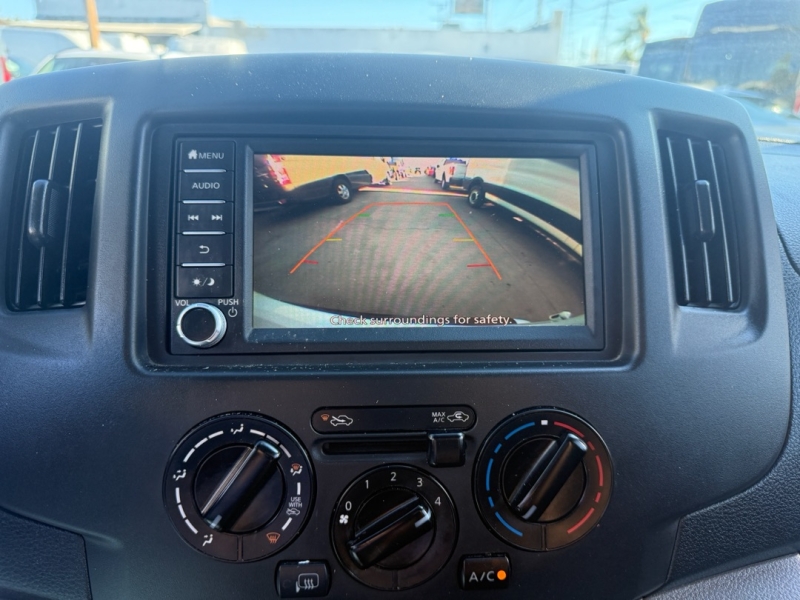 2020 Nissan NV200 S photo 17