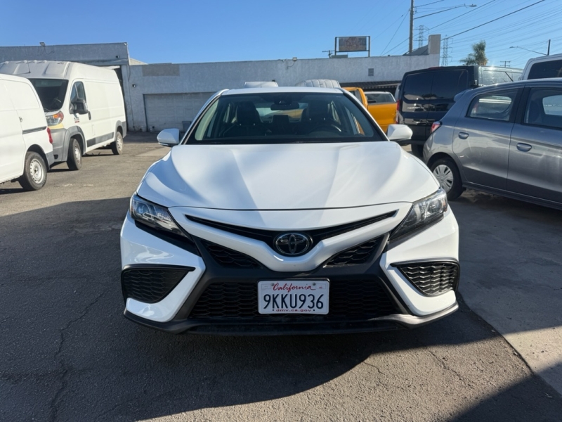2024 Toyota Camry SE photo 2