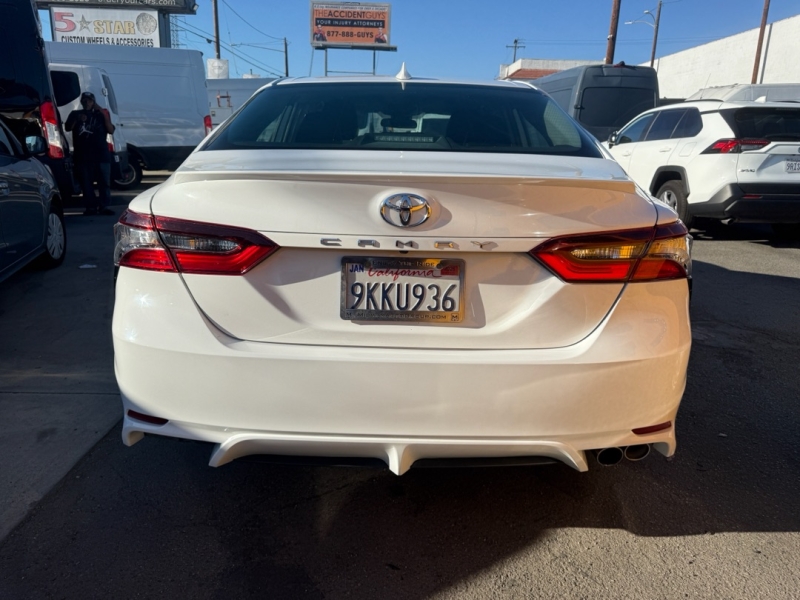 2024 Toyota Camry SE photo 5