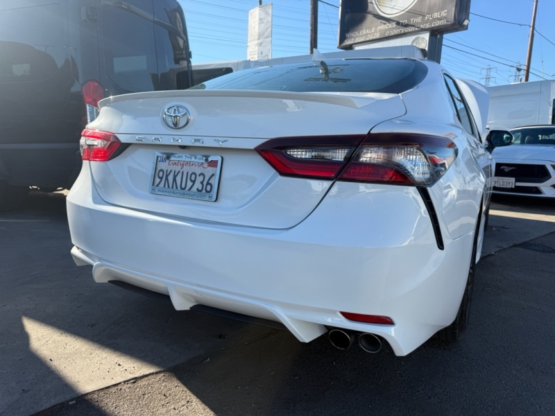 2024 Toyota Camry SE photo 6