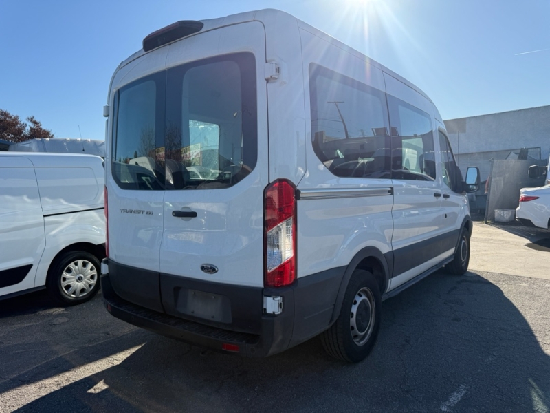 2019 Ford Transit XLT photo 3